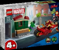 Køb LEGO Super Heroes Iron Man med motorcykel og Hulk billigt på Legen.dk!