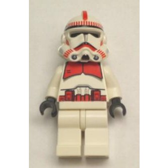 LEGO Star Wars Clone Trooper Ep.3, røde markeringer, hvide hofter 'Shock Trooper'